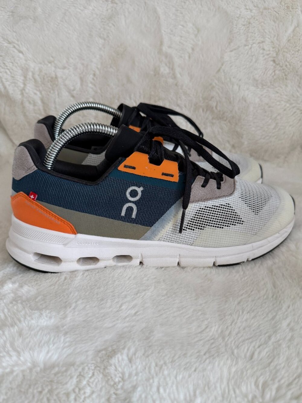 ON CLOUD Women's Cloudrift Breathable Walking Ivory/Storm Sneaker Size: 9.5 - Picture 6 of 15